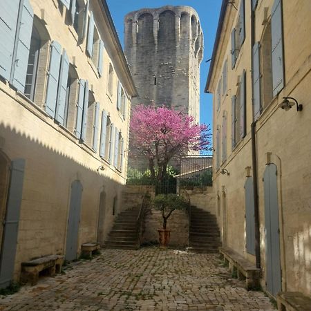 Studio Au Centre Historique D'于泽斯 外观 照片